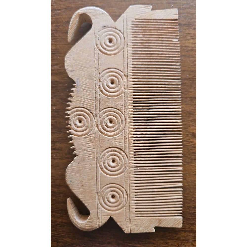 Hand Carved Scandanavian (?) Themed Wooden Comb Antique